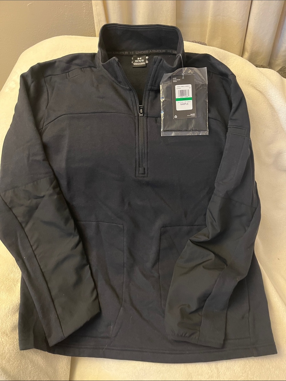 Under Armour Men’s Black Half-Zip Lightweight Pullover